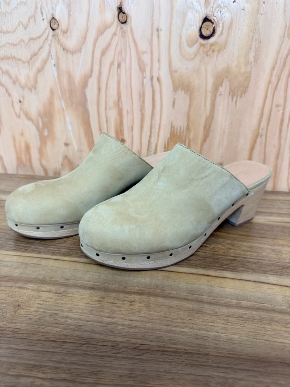 Madewell Nubuck Leather Clog Mules Tan Wooden Heel Size 8.5 - Picture 6 of 9